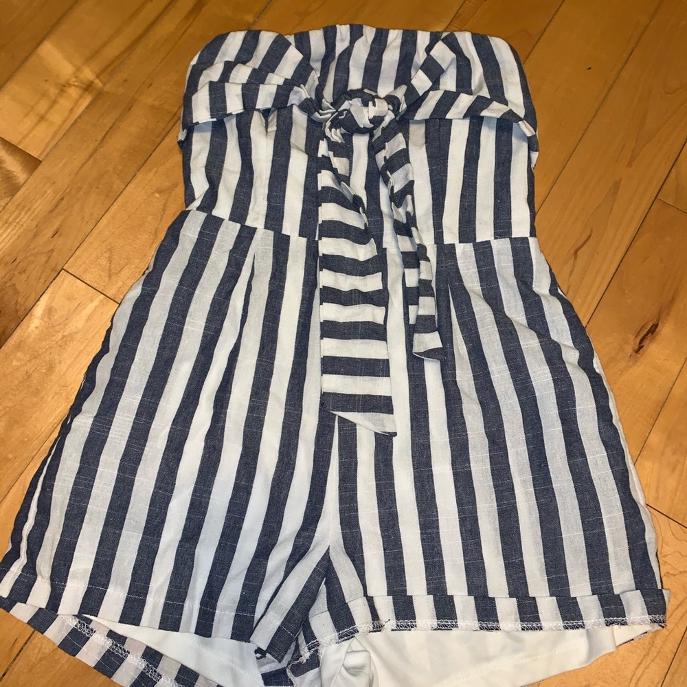 Princess Polly Romper